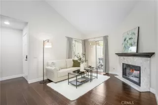 Photo #4: OC25101034 Listing 