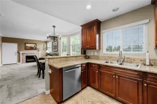 Photo #4: OC25101044 Listing