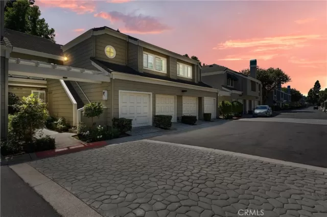 MLS: OC25101060 Condo For Sale