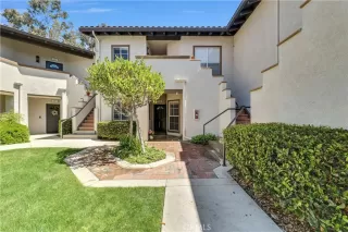 Photo #1: OC25101161 Listing