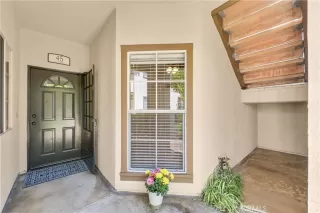 Photo #2: OC25101161 Listing