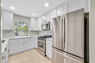 Photo #6: OC25101161 Listing