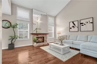 Photo #3: OC25101318 Listing 