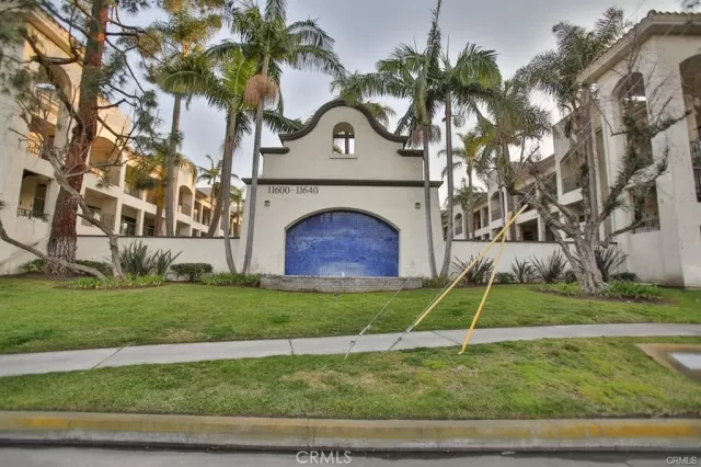 MLS: OC25101533 Condo For Sale