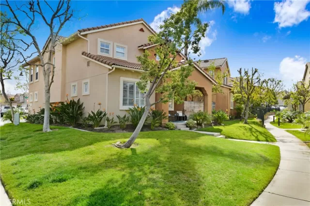 MLS: OC25101629 Condo For Sale