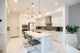 Photo #2: OC25101656 Listing 