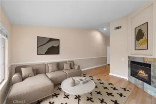 Photo #4: OC25101754 Listing 