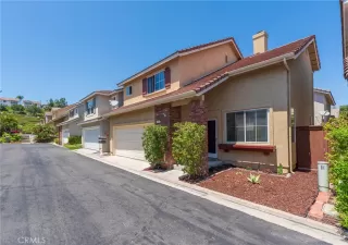 Photo #1: OC25101992 Listing 