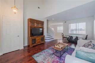 Photo #5: OC25101992 Listing 