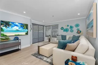 Photo #6: OC25102128 Listing 