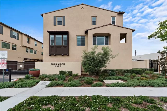 MLS: OC25102303 Condo For Sale