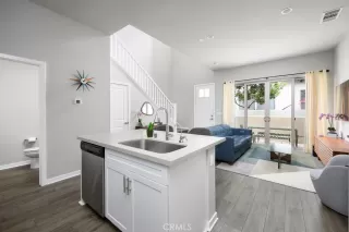 Photo #5: OC25102432 Listing 