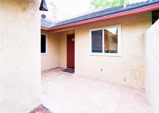 Photo #3: OC25102433 Listing 