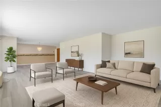 Photo #4: OC25102995 Listing 