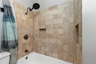 Photo #6: OC25103022 Listing 