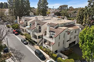 Photo #1: OC25103641 Listing