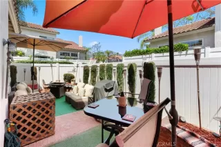 Photo #4: OC25103661 Listing 