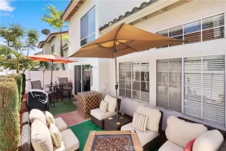 Photo #5: OC25103661 Listing 