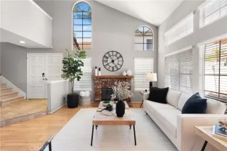 Photo #6: OC25103661 Listing 