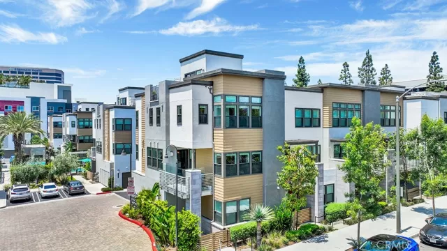 MLS: OC25103714 Condo For Sale