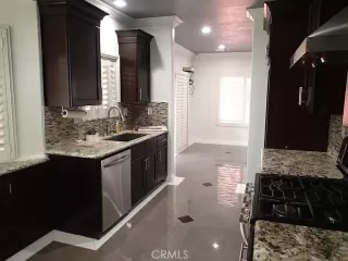 Photo #6: OC25103898 Listing 