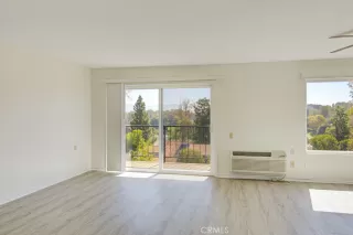 Photo #6: OC25104176 Listing 