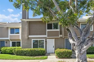 Photo #3: OC25104388 Listing