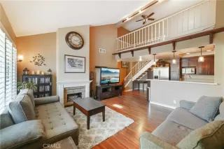 Photo #5: OC25104438 Listing 