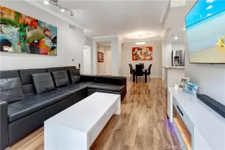 Photo #4: OC25104697 Listing 