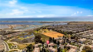 Photo #2: OC25104830 Listing