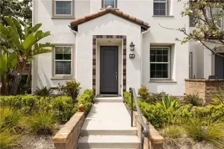 Photo #1: OC25104852 Listing 