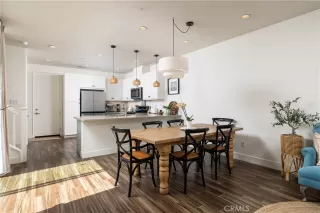 Photo #3: OC25104852 Listing 