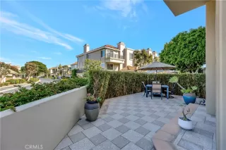 Photo #4: OC25105406 Listing