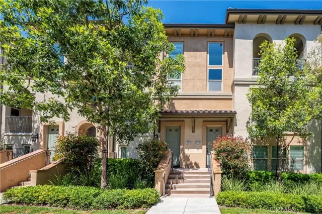 MLS: OC25105760 Condo For Sale