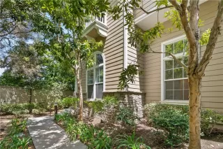 Photo #2: OC25106165 Listing