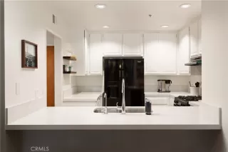 Photo #4: OC25106388 Listing 