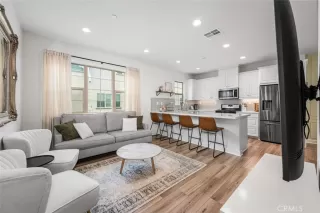 Photo #1: OC25106551 Listing