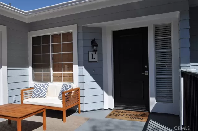 MLS: OC25106666 Condo For Sale