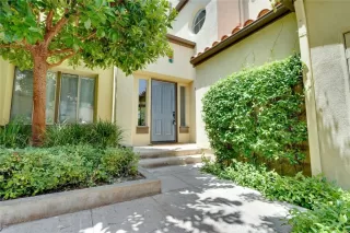 Photo #2: OC25106688 Listing 