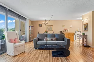 Photo #3: OC25106933 Listing