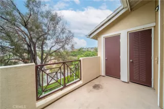 Photo #5: OC25106994 Listing 