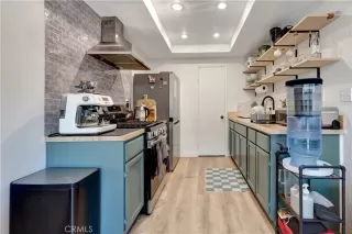 Photo #5: OC25107024 Listing