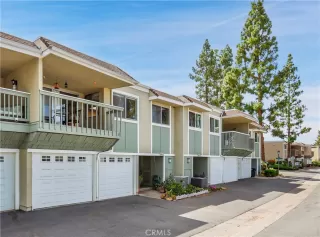 Photo #6: OC25107285 Listing 