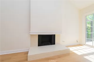 Photo #6: OC25107543 Listing 