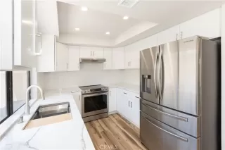 Photo #6: OC25107634 Listing 