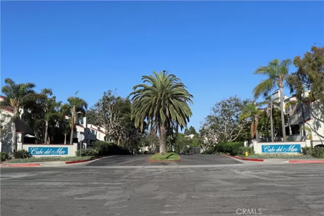 MLS: OC25107783 Condo For Sale