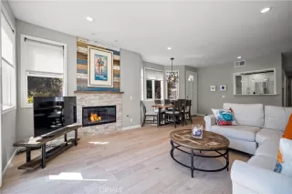 Photo #2: OC25107940 Listing