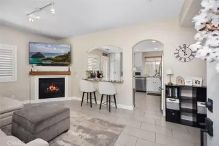 Photo #3: OC25108094 Listing