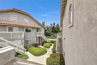 Photo #3: OC25108144 Listing 