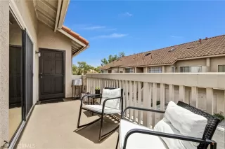 Photo #4: OC25108144 Listing 